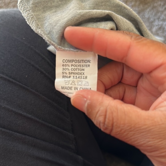 🦄Girls Unicorn Tee🦄 - Picture 5 of 5